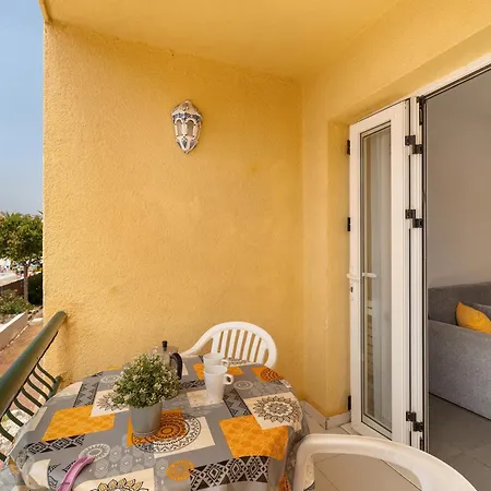 Apartamento En Torre Del Sol Apartament Playa de las Americas (Tenerife)